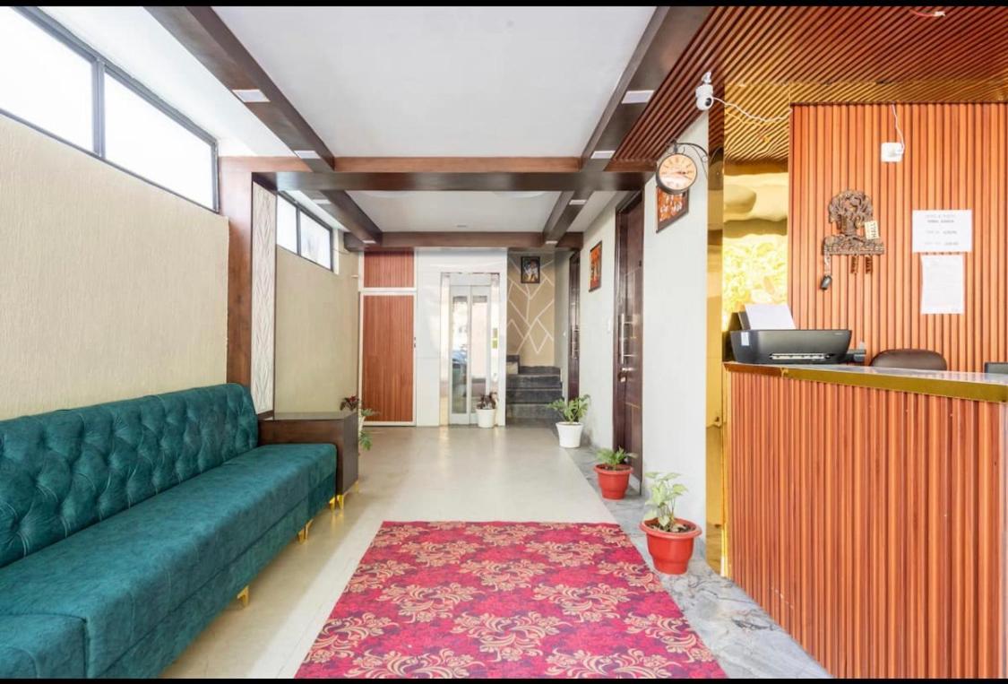 Hotel & Hostel Vimal Ganga Rishīkesh Esterno foto